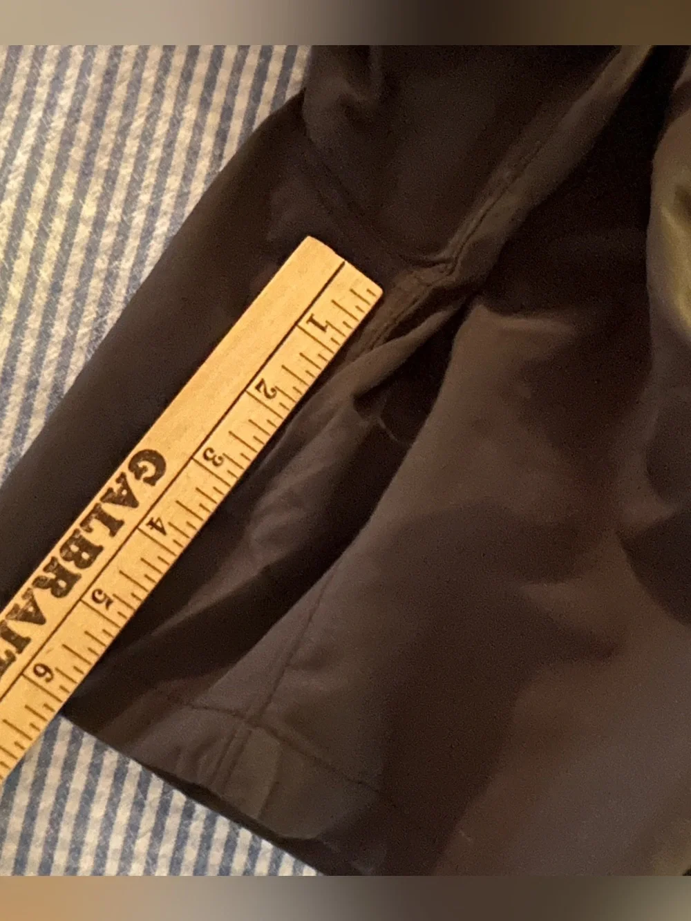 The North Face Men’s Shorts Drawstring Zipper Back Pocket Black/Dark Grey Sz XXL